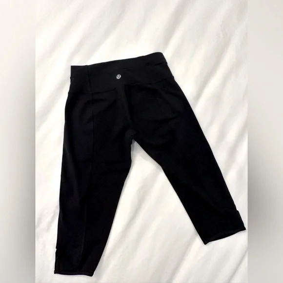 Lululemon invigorate crop black legging size 2 - Picture 7 of 13